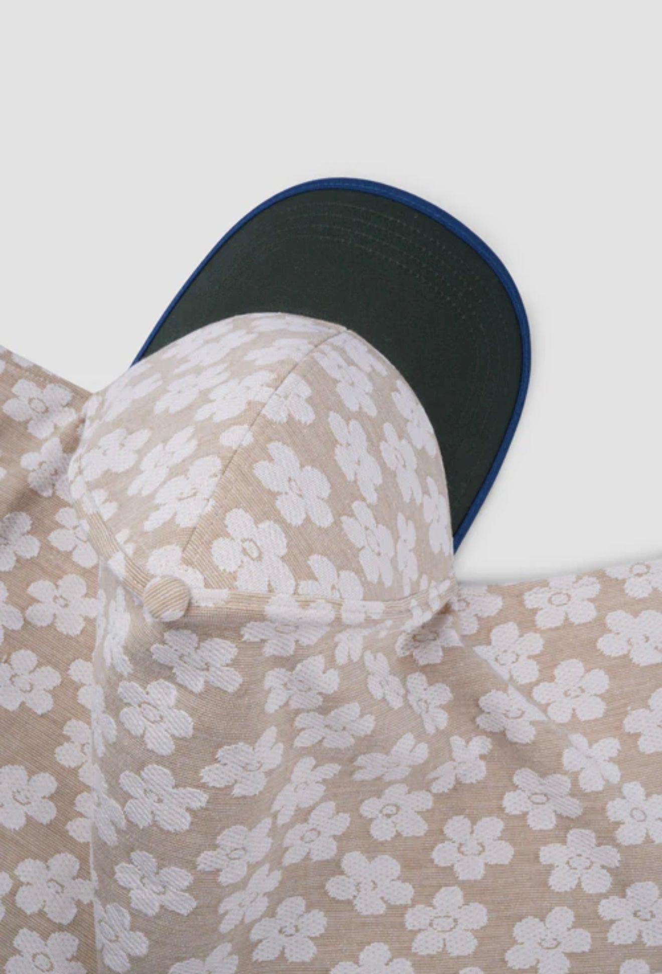 CAP FLOWER PATTERN