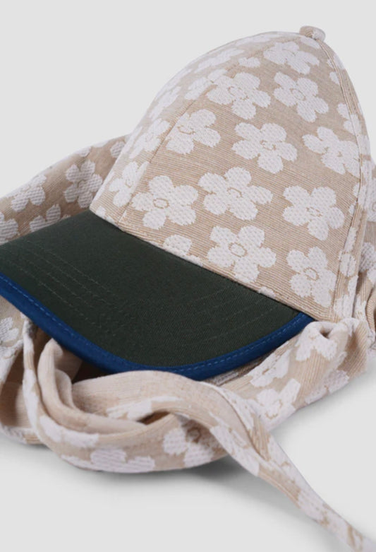 CAP FLOWER PATTERN