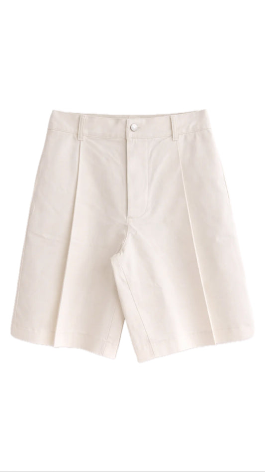 SHORT WHITE GAVENSEMBLE